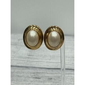 Vintage Marvella Gold Tone Faux‎ Pearl Round Button Clip On Earrings